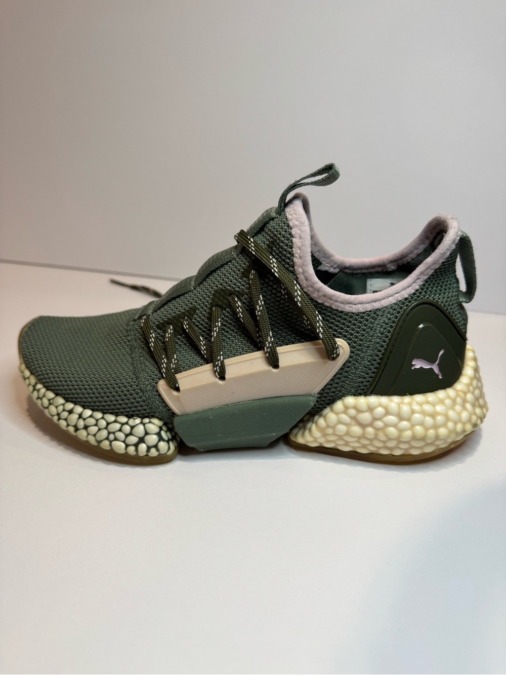 Puma Hybrid Rocket WNS Green Running Shoes Size 7